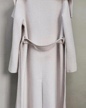 Load image into Gallery viewer, The Mara Cashmere Marino Winter Coats
